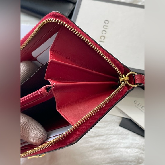 Gucci leather Sylvie zippy around wallet (red) - Picture 12 of 17